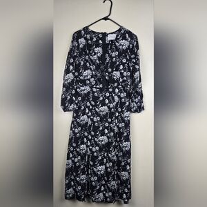 Cotton Candy Monochrome Floral Long Sleeve Dress With A Cut Off In Belly Size L
